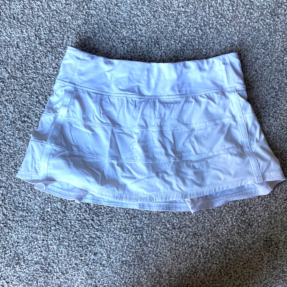 Lululemon Size 6 White Tennis Skirt